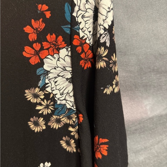 Torrid Black Floral Jumpsuit with wide legs - Picture 9 of 12